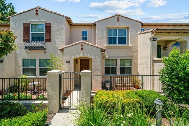 Property Photo: 32 New Season CA 92602