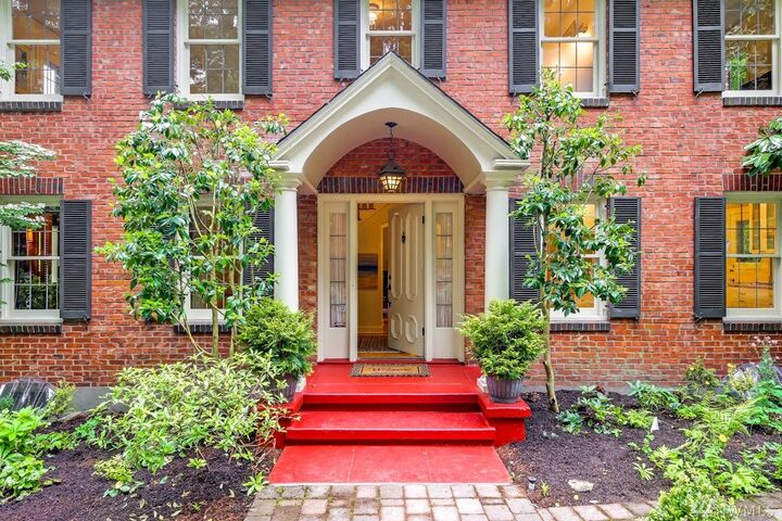 11323 8th Ave NW  Seattle WA 98117 photo