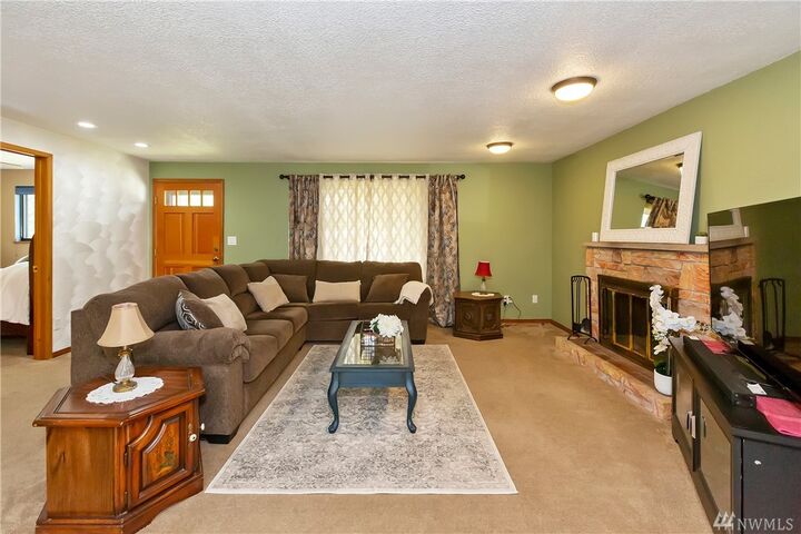 Property Photo: 4210 Westview Dr WA 98310