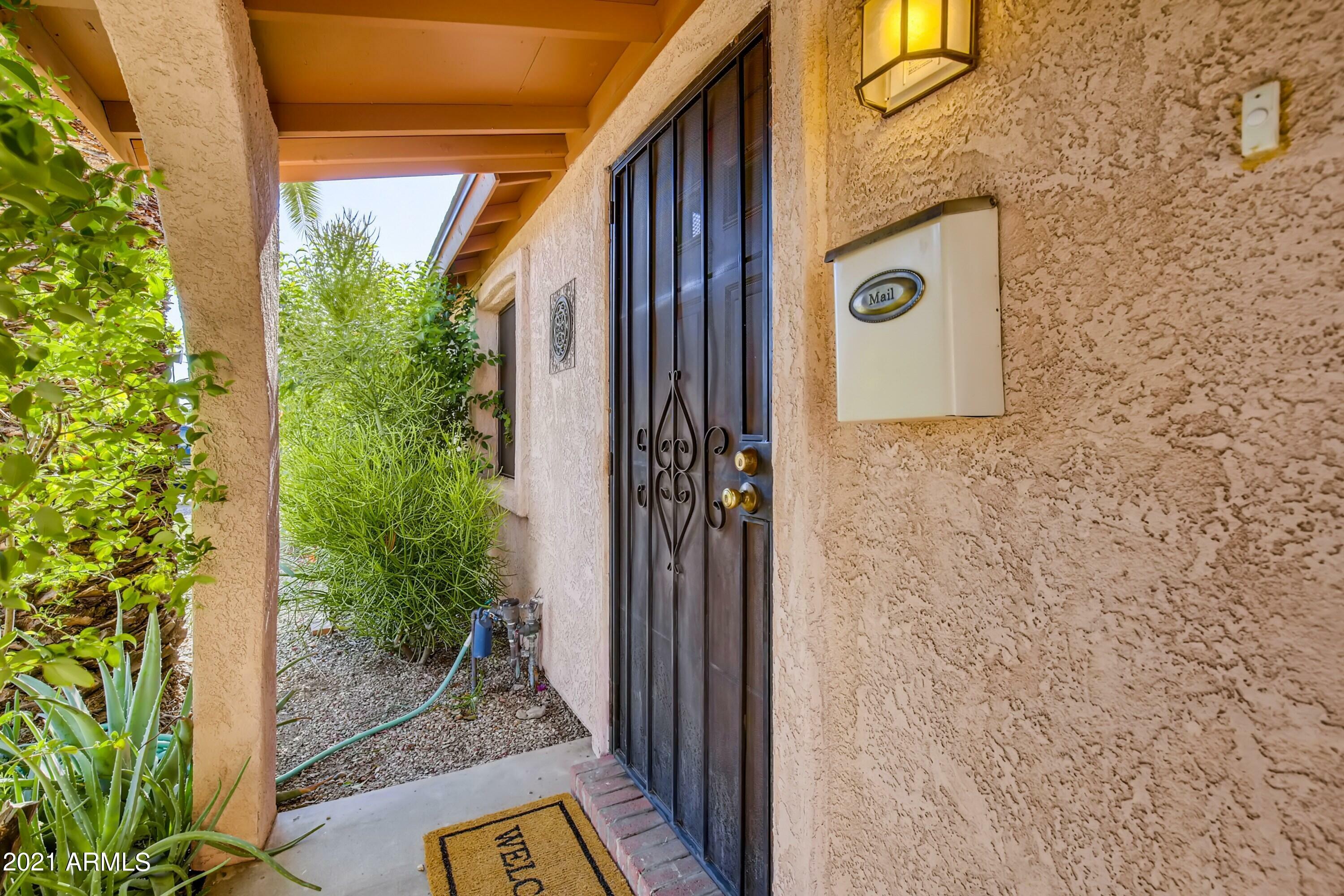 Property Photo: 3924 E Eugie Avenue AZ 85032