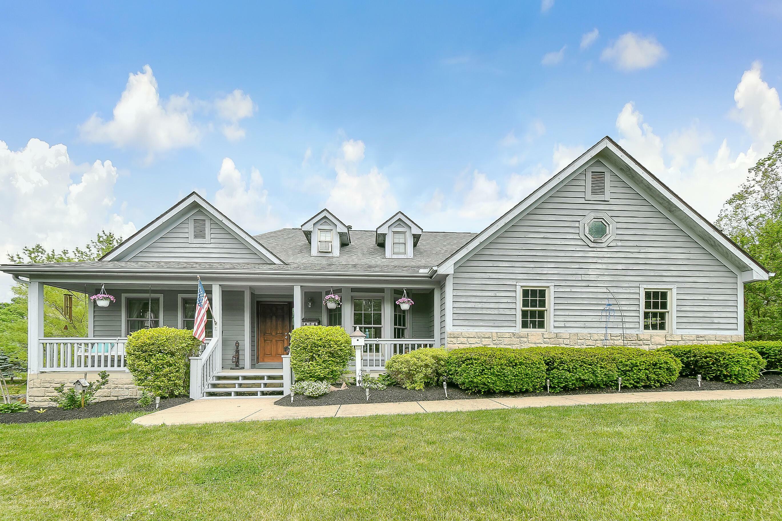 Property Photo: 8766 Hill S Road OH 43147