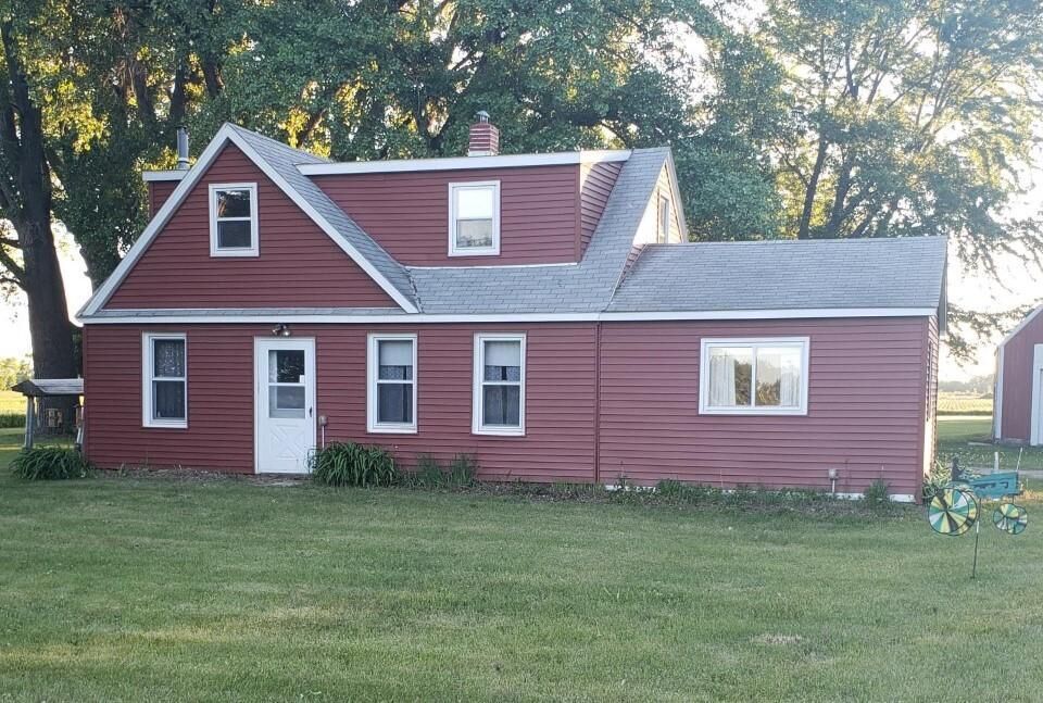 Property Photo: 33821 350th Avenue MN 56226