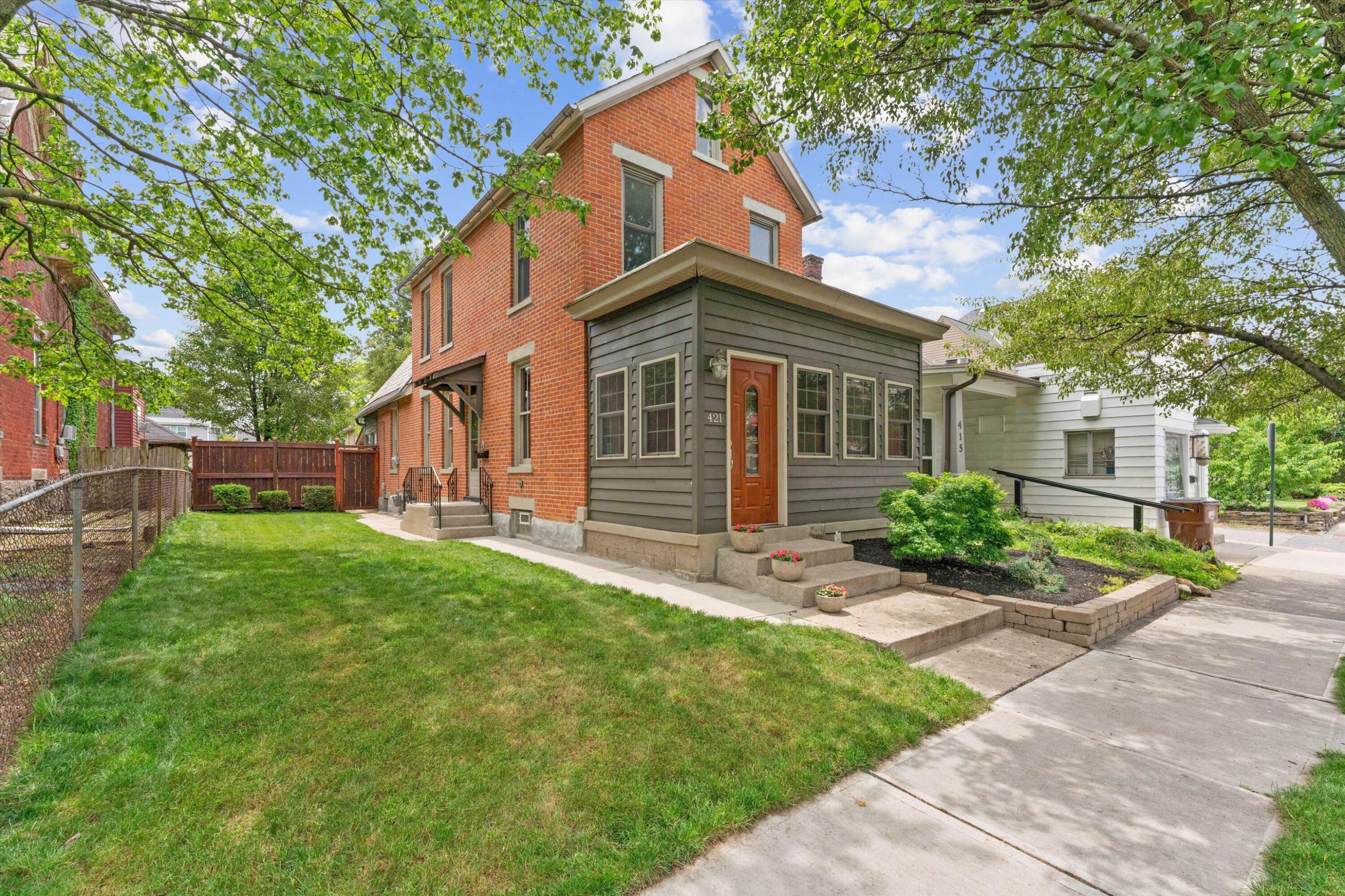 Property Photo: 421 E Whittier Street OH 43206