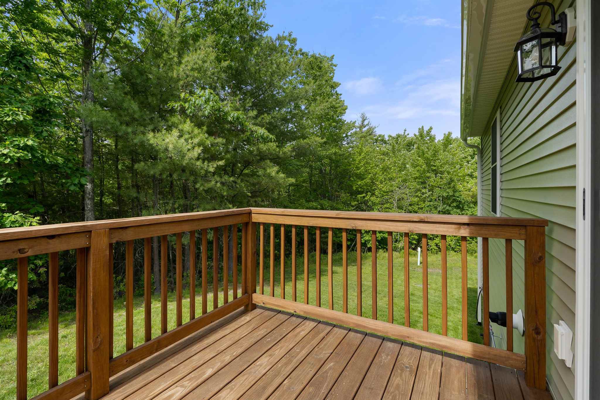 Property Photo:  53 Cadran Crossing  NH 03055 