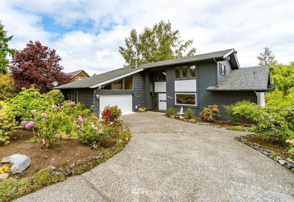 Property Photo:  2475 E Discovery Place  WA 98260 