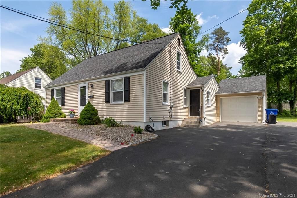 Property Photo:  46 Florence Street  CT 06111 