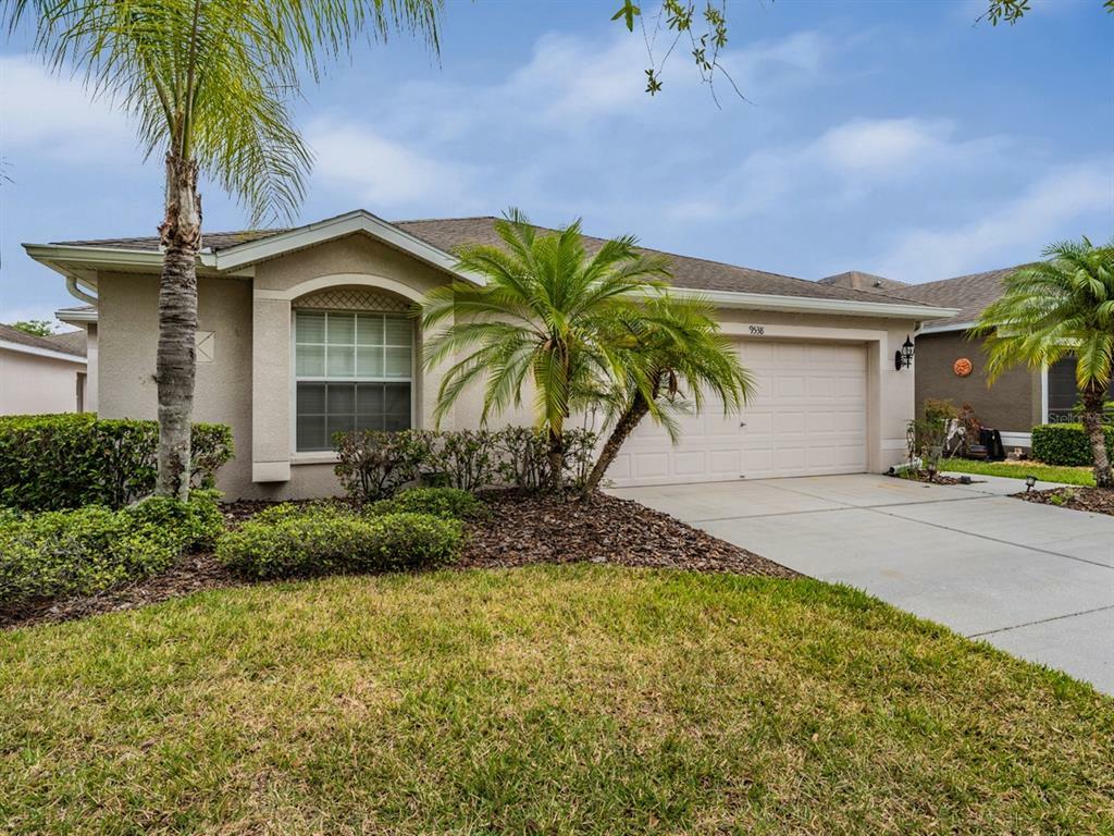 Property Photo:  9538 Rolling Circle  FL 33576 