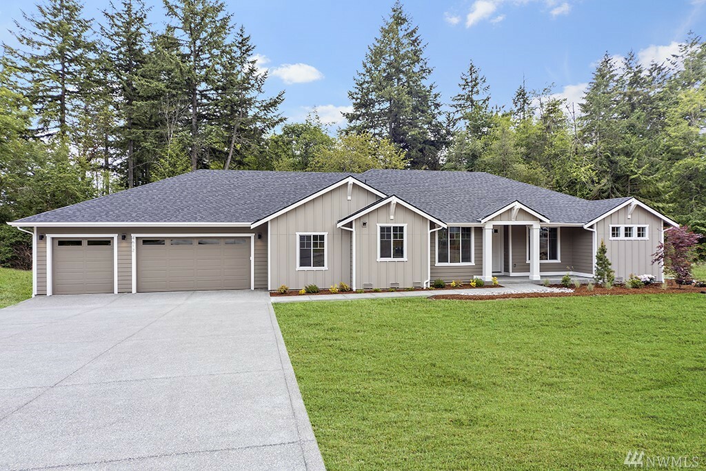 4612 69th St NW  Gig Harbor WA 98335 photo