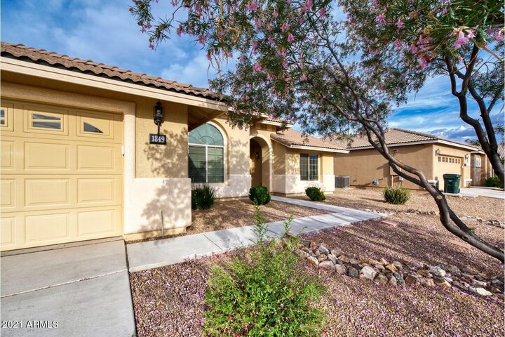 Property Photo: 1849 Willow Oak Lane AZ 85635