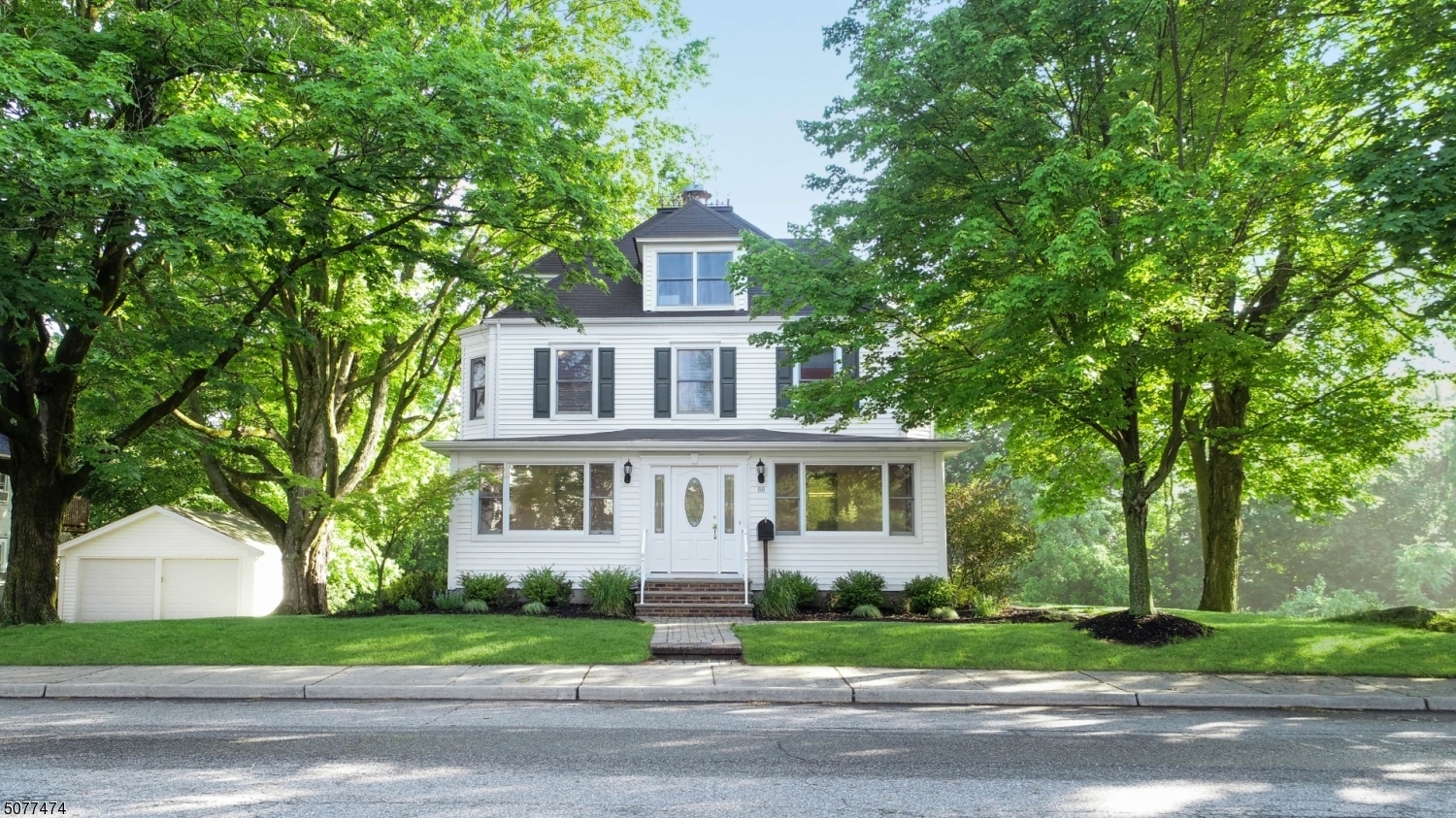 Property Photo:  88 High St  NJ 07405 