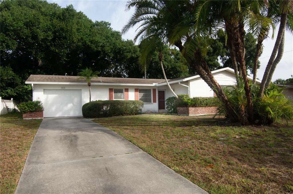 Property Photo:  2618 Espanola Avenue  FL 34239 