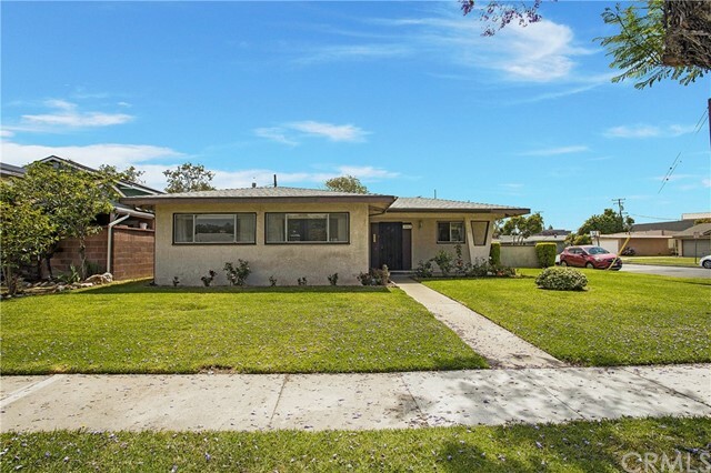 Property Photo:  3062 Palo Verde Avenue  CA 90808 