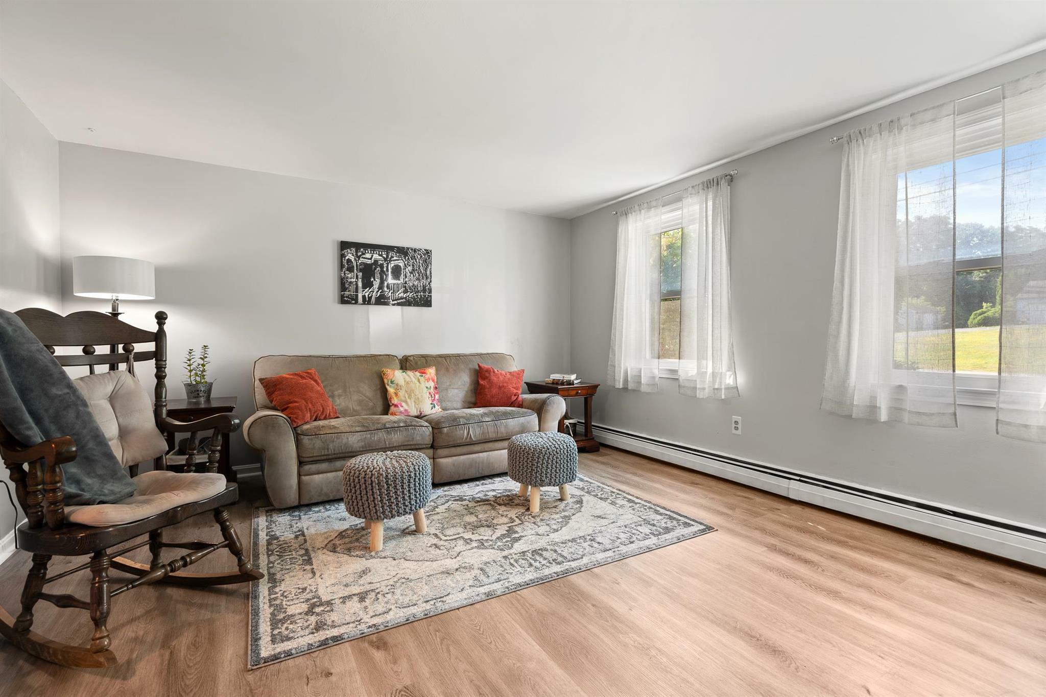 Property Photo: 7L Bonnie Lane NH 03038