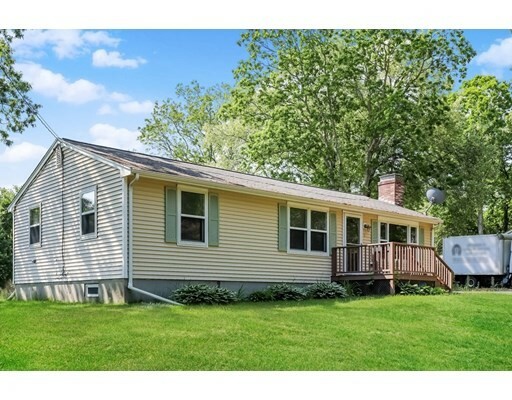 Property Photo:  5 Fox Run Rd  MA 02562 