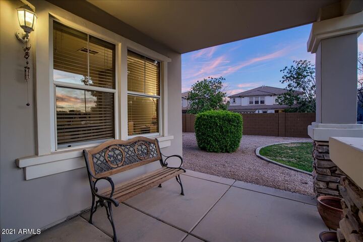 Property Photo: 2501 E Dublin Court AZ 85295