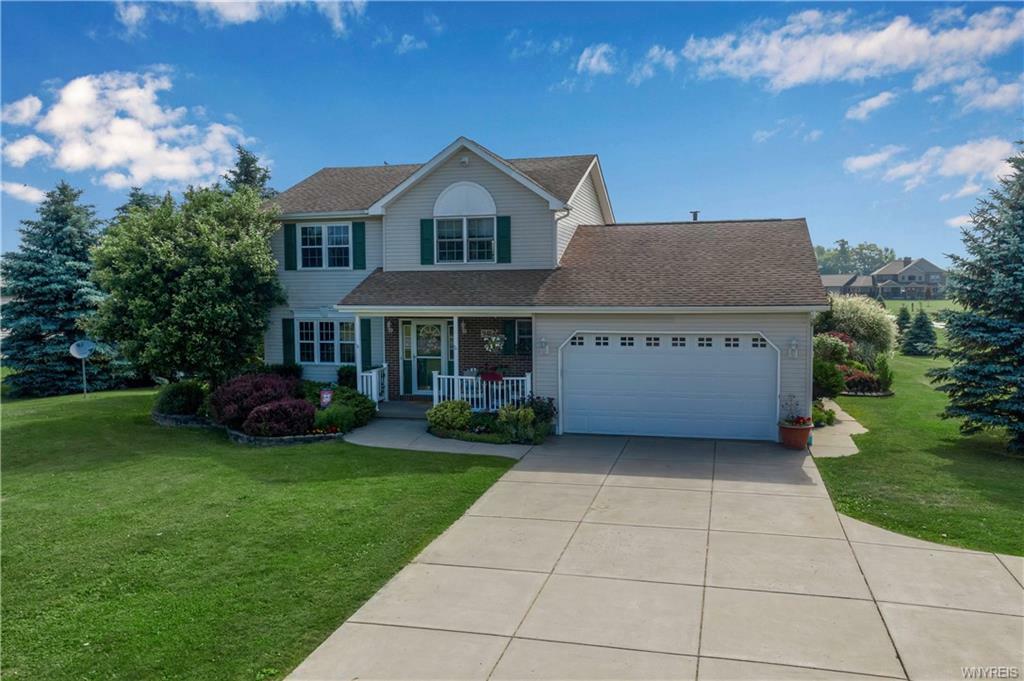 Property Photo: 941 Girdle Road NY 14052