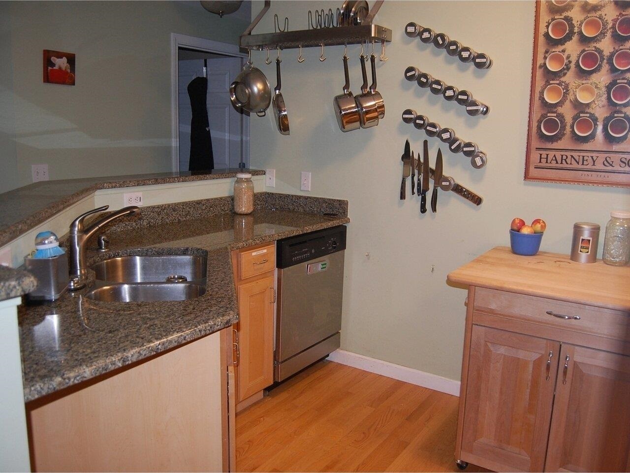 Property Photo:  99 Eldredge Street 304  VT 05403 