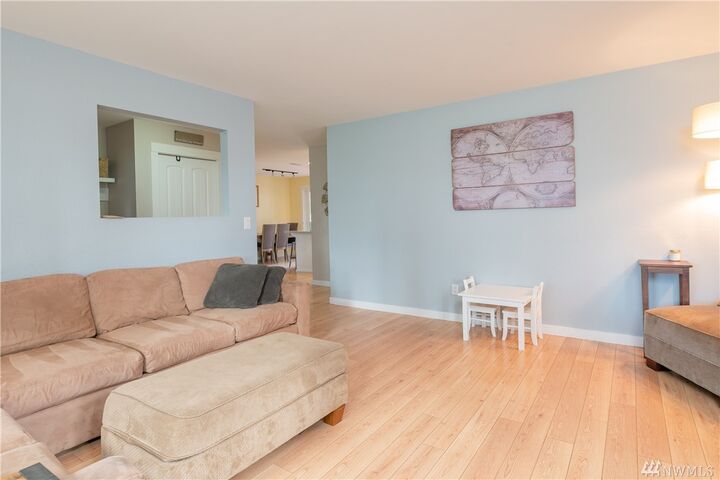 Property Photo: 8553 Lynnwood Dr WA 98264