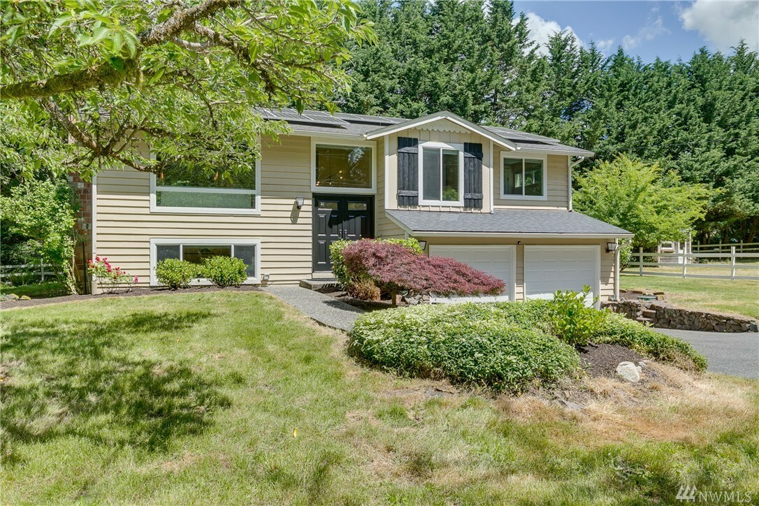 Property Photo:  20606 NE 85th St  WA 98053 