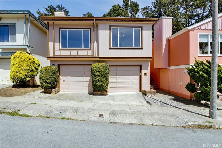 270 Dellbrook Avenue  San Francisco CA 94131 photo