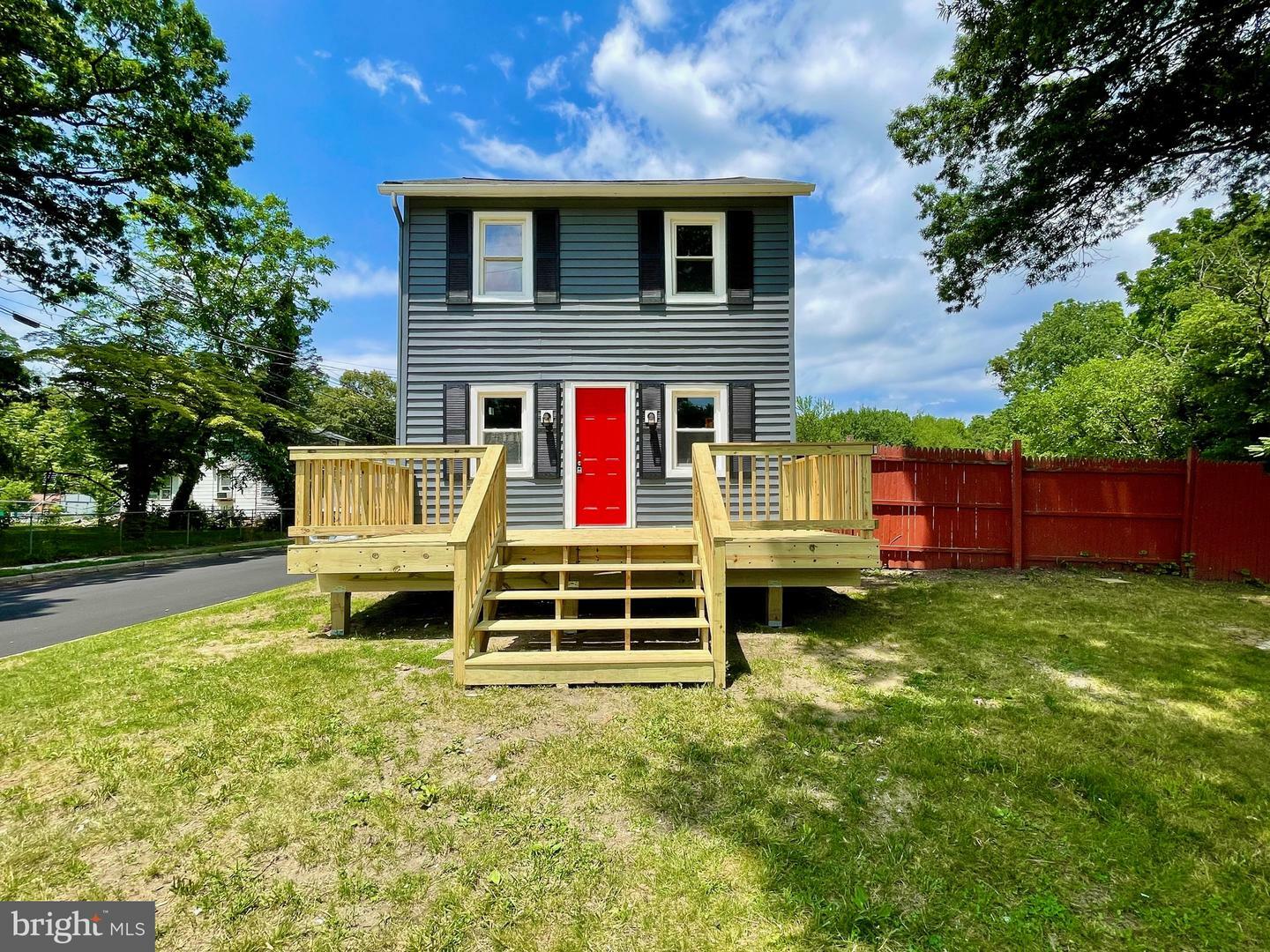 Property Photo:  601 E Evesham Avenue  NJ 08049 