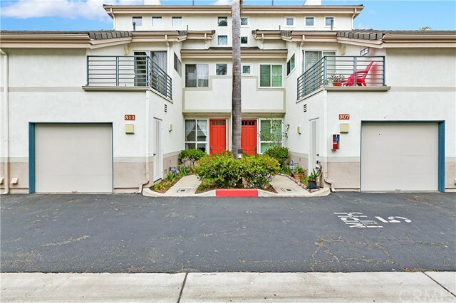 Property Photo:  311 Blue Dolphin Drive  CA 93041 