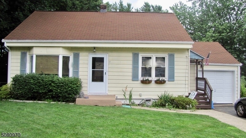 Property Photo:  51 Hillcrest Ave  NJ 07882 