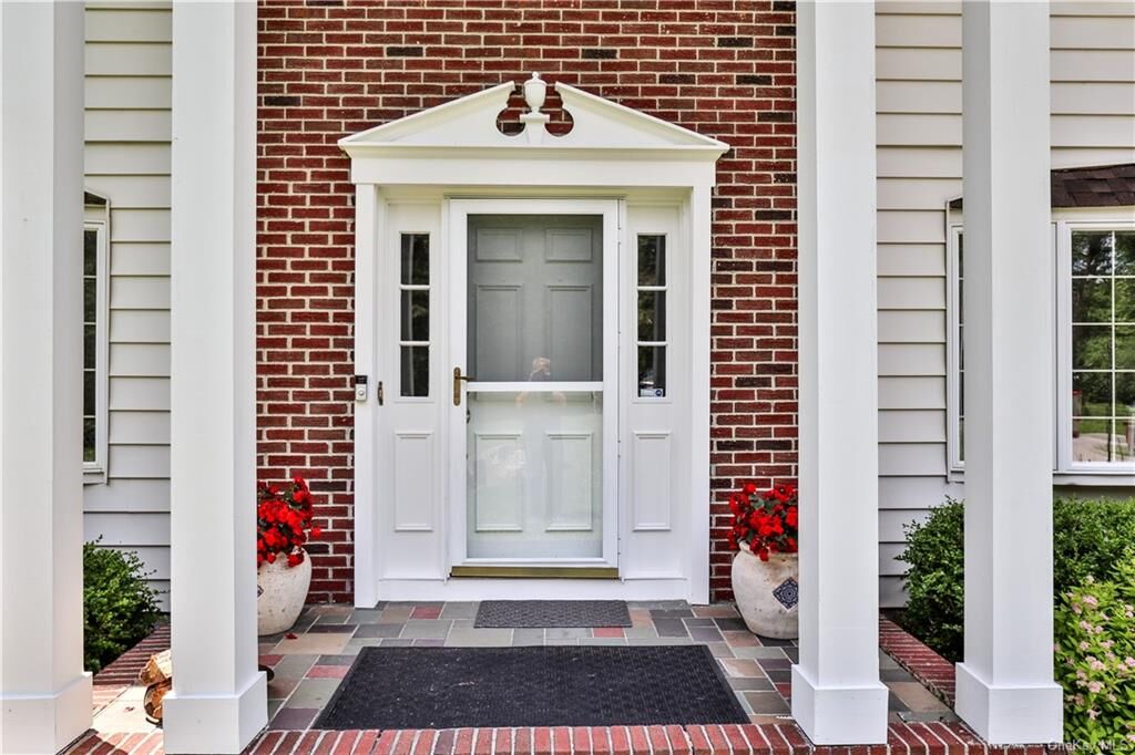 Property Photo:  39 Hedges Road  NY 10990 