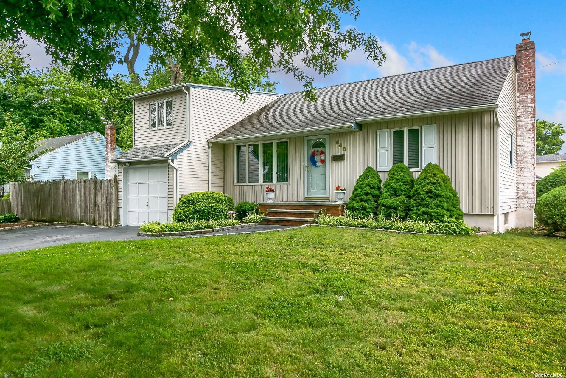 Property Photo:  648 Arlington Drive  NY 11783 