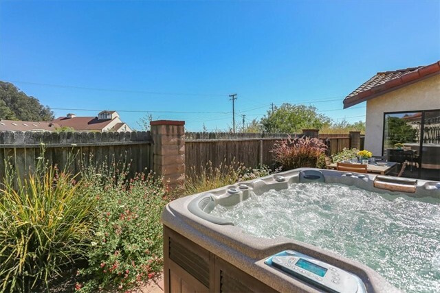 Property Photo:  815 Valley Road  CA 93420 