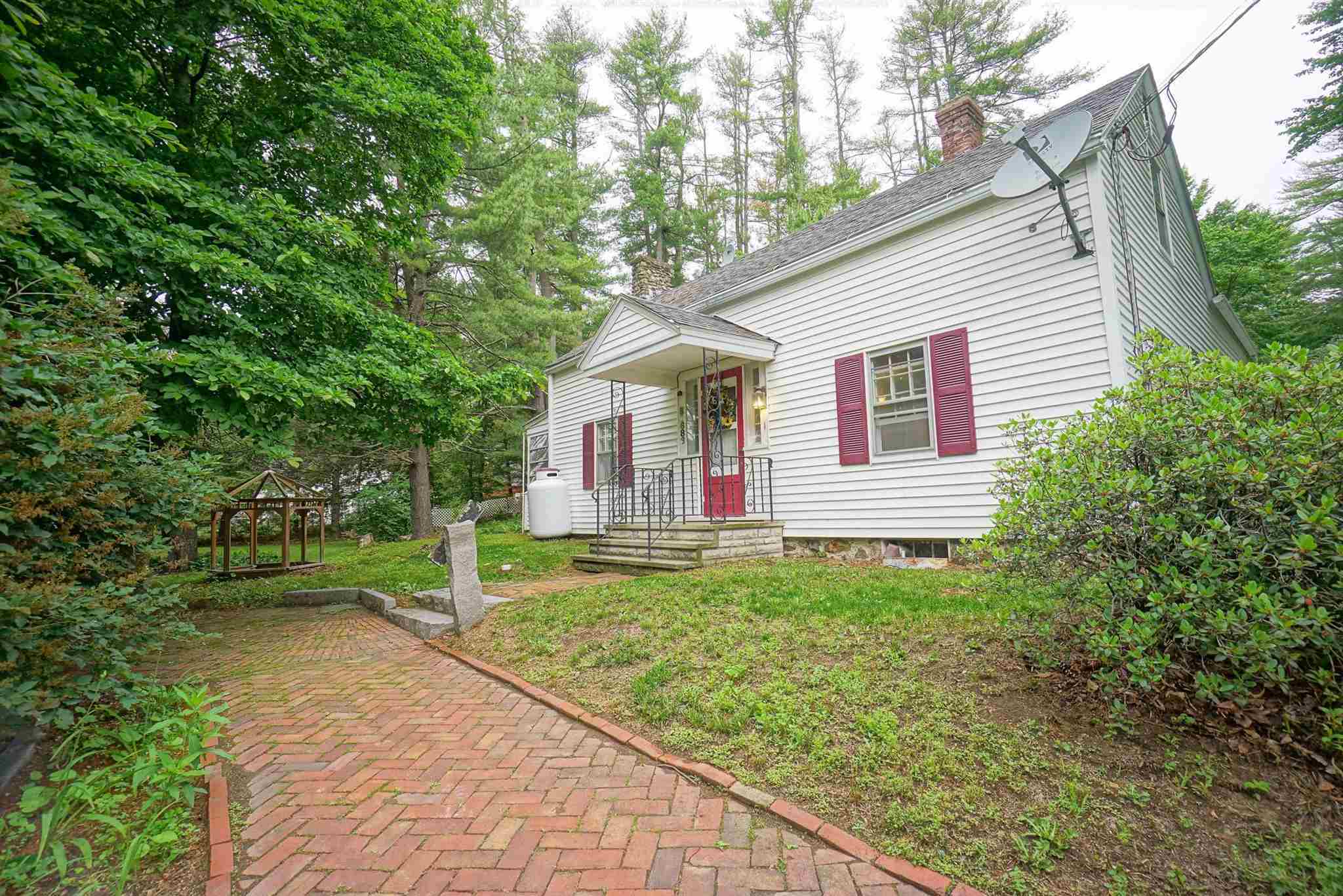 Property Photo:  1686 Dover Road  NH 03234 