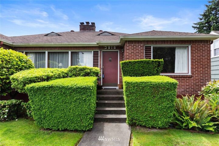 Property Photo: 3916 N 37th Street WA 98407