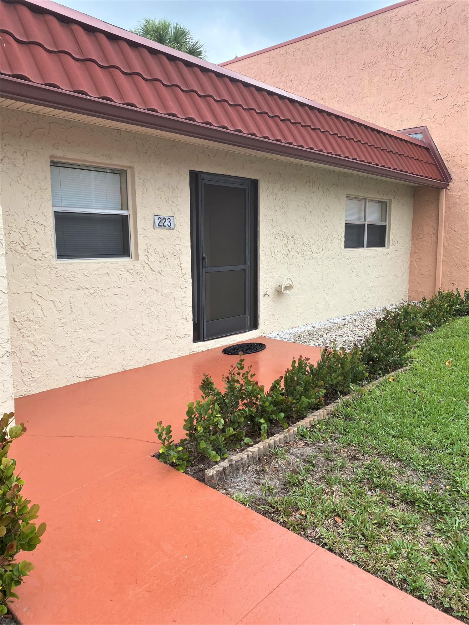 Property Photo: 223 Lake Dora Drive FL 33411