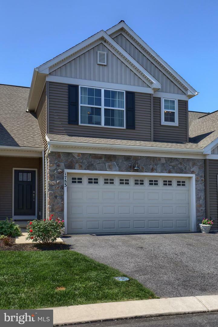 Property Photo: 1753 Shady Lane PA 17055