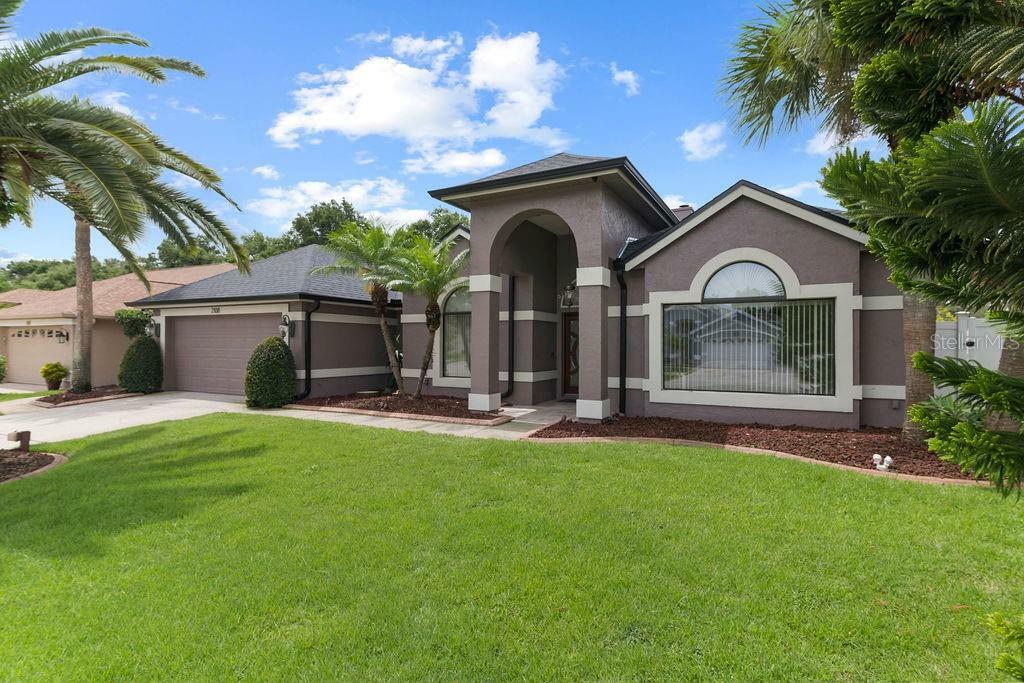 Property Photo: 2108 Richfield Cove Drive FL 34761