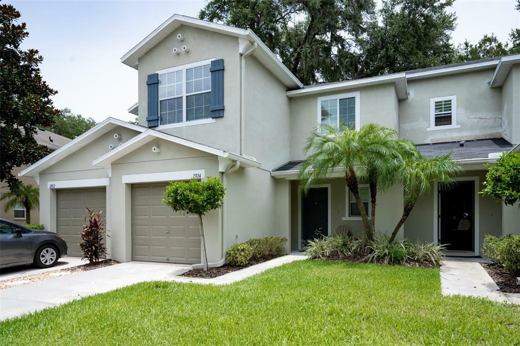 Property Photo:  2924 Royal Tuscan Lane  FL 33594 