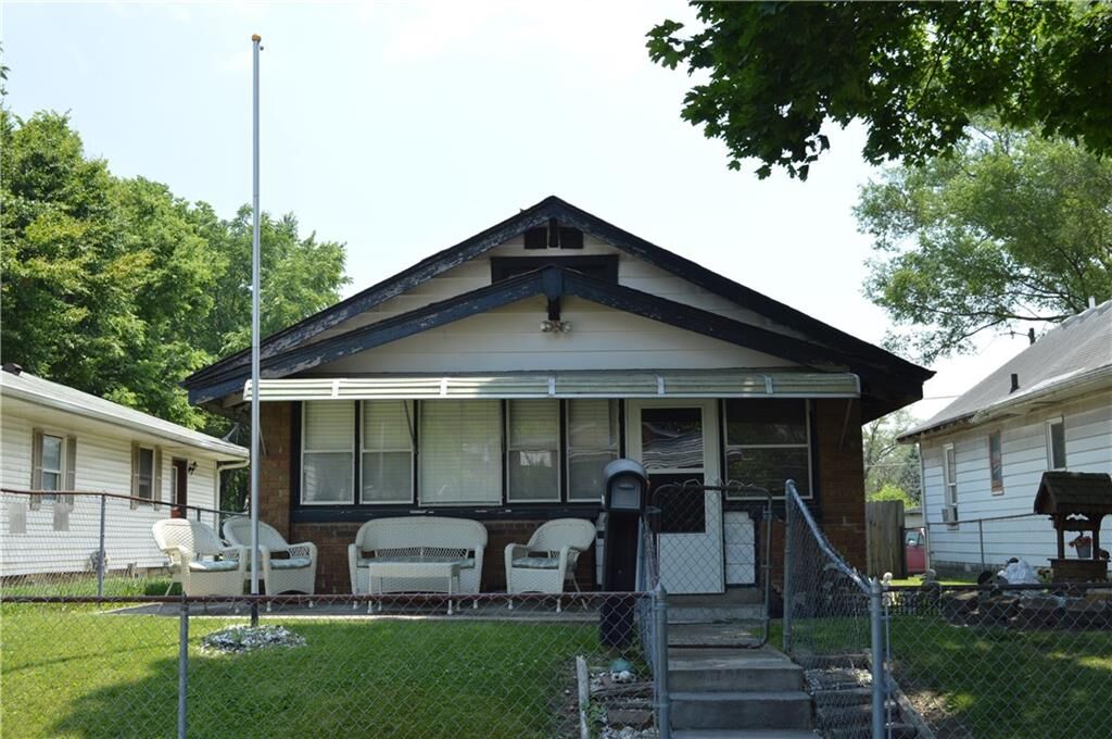 Property Photo:  435 S Parker Avenue  IN 46201 