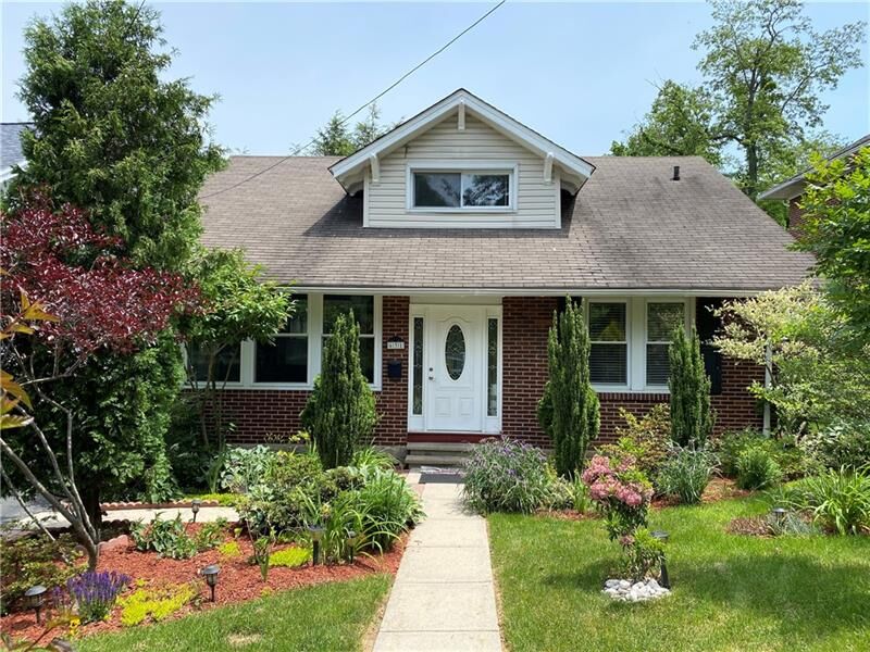 Property Photo:  631 Penn Ave  PA 15905 