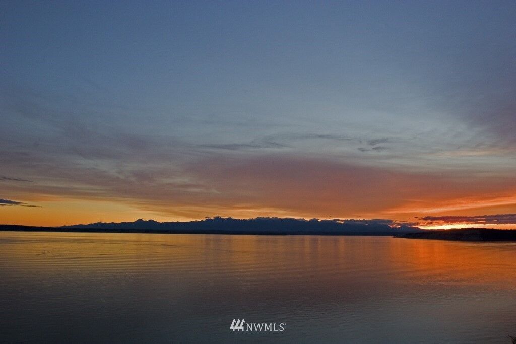 Property Photo:  3077 Twilight Lane  WA 98236 