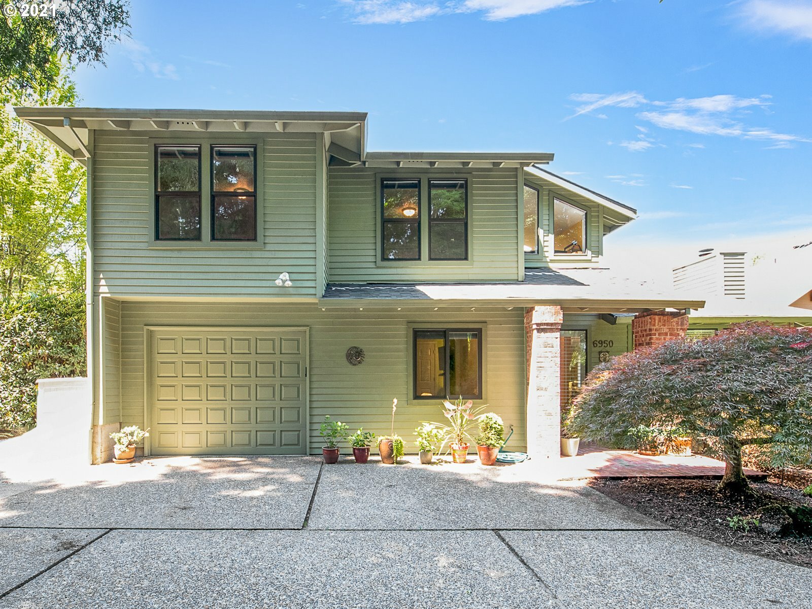 Property Photo: 6950 SW Alden Ct OR 97223