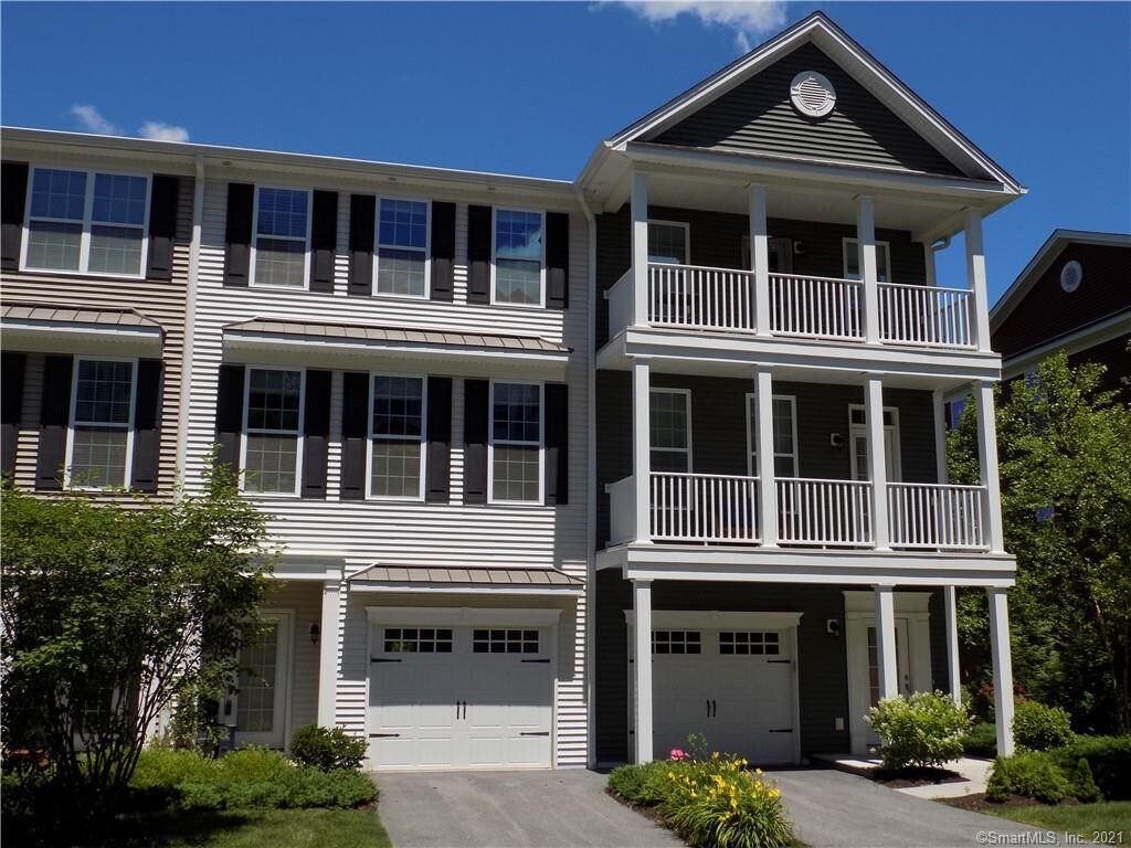 Property Photo:  148 Warrington Round 148  CT 06810 