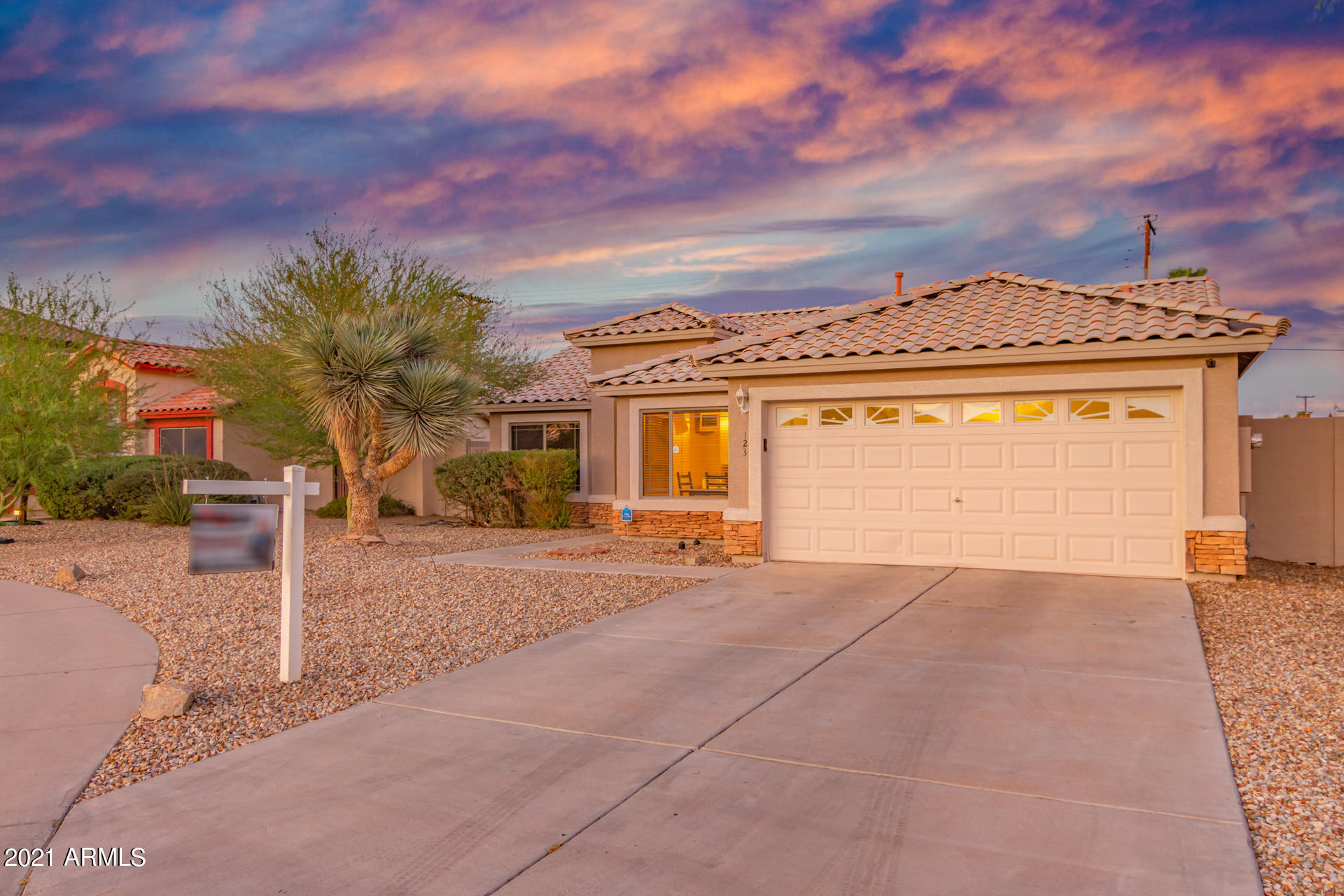 Property Photo: 7123 N 77th Drive AZ 85303