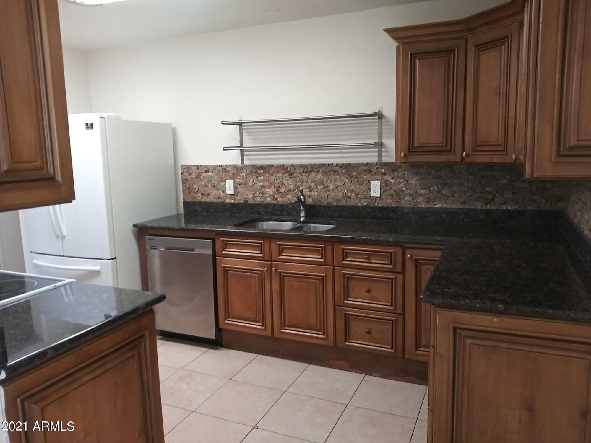 Property Photo:  12422 N Cherry Hills Drive E  AZ 85351 