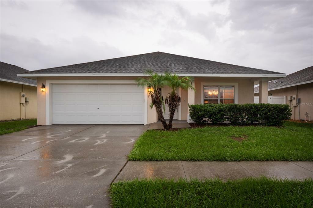 Property Photo:  1805 Harmony Bayou Court  FL 33570 