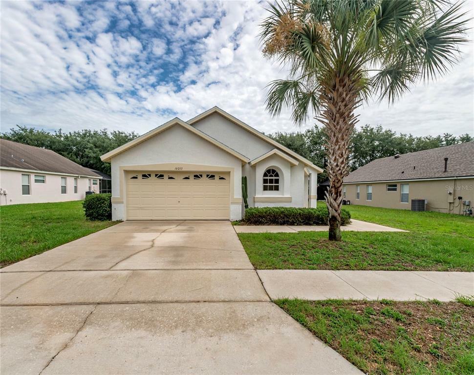 Property Photo:  16053 Blossom Hill Loop  FL 34714 