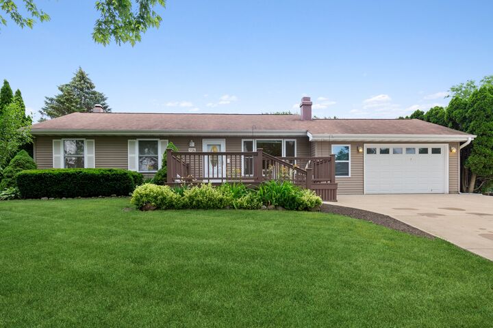 218 Windridge Drive  McHenry IL 60050 photo