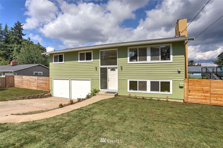 7344 125th Place SE  Newcastle WA 98056 photo