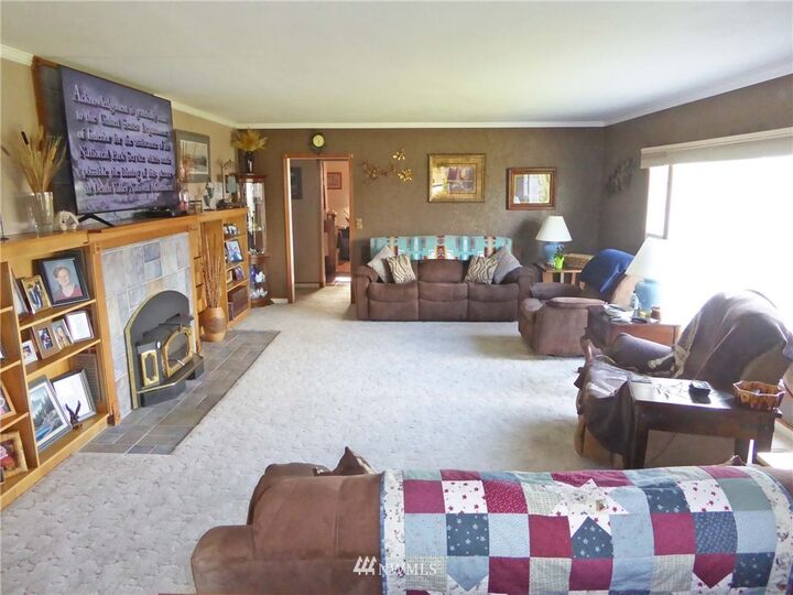 Property Photo: 504 Banks Avenue WA 99133