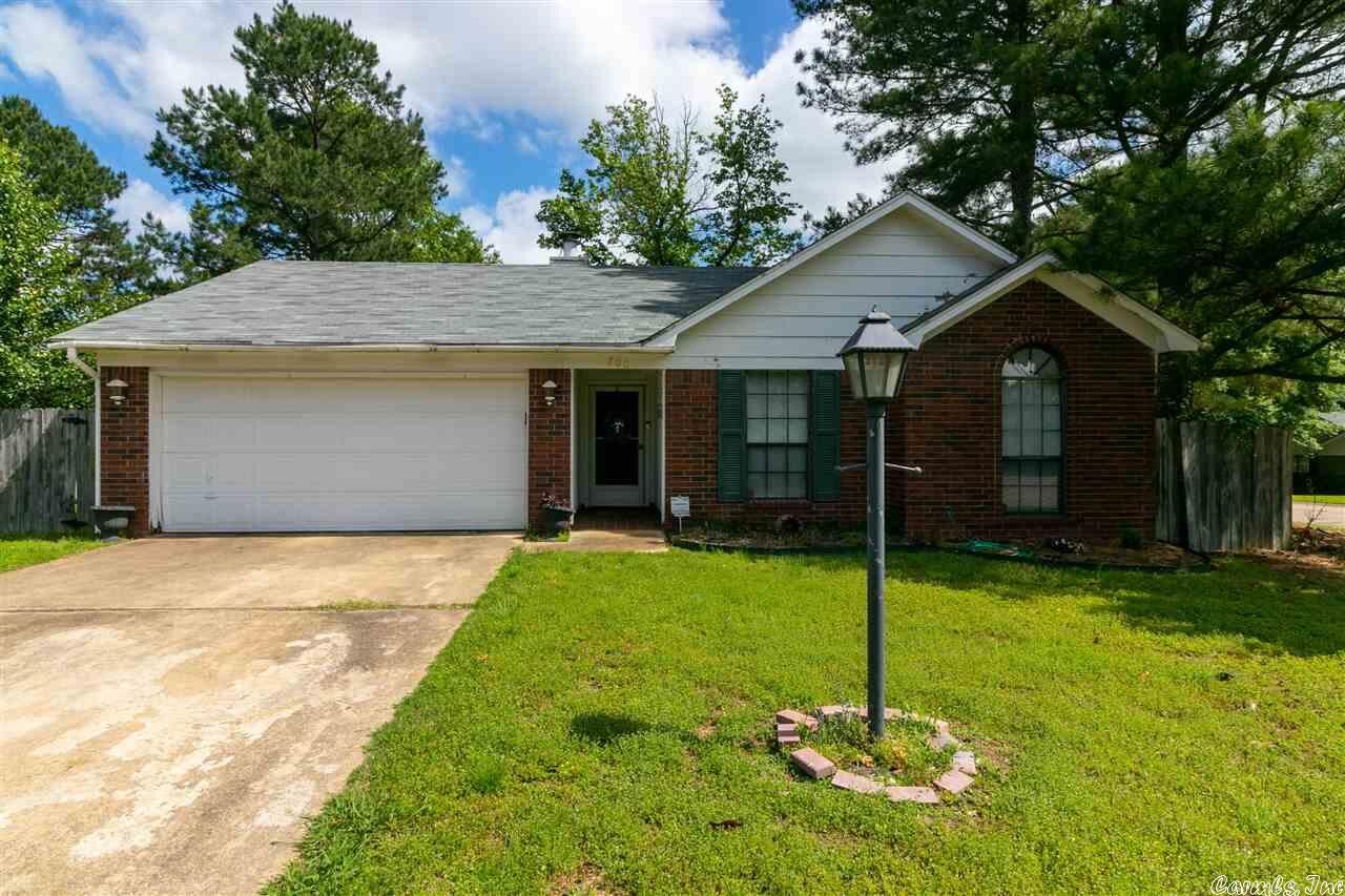 Property Photo:  200 Zachary Cove  AR 72022 