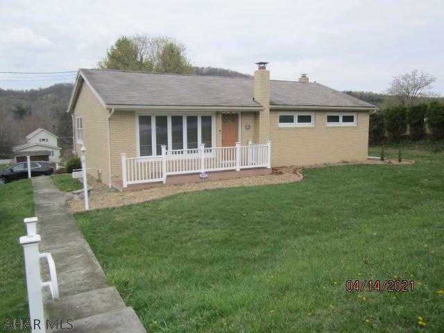 Property Photo:  2708 Crawford Avenue  PA 15714 